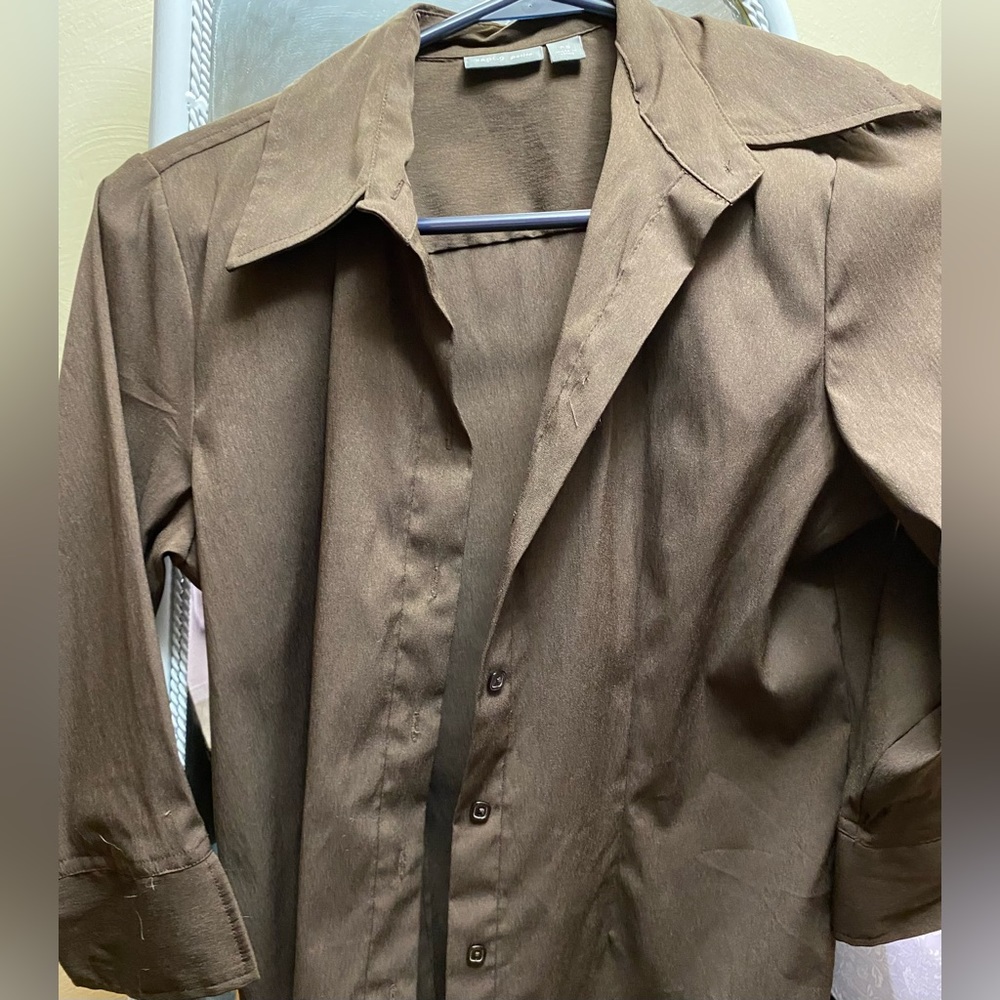 Apt 9 NWOT chocolate brown petite small classic button down w 3/4 length sleeves - Picture 5 of 6